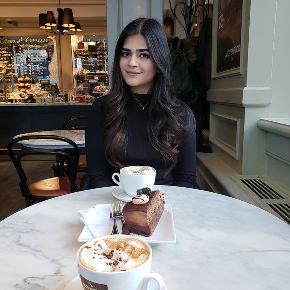 Meet your Posher, Farayha - Picture 1 of 1